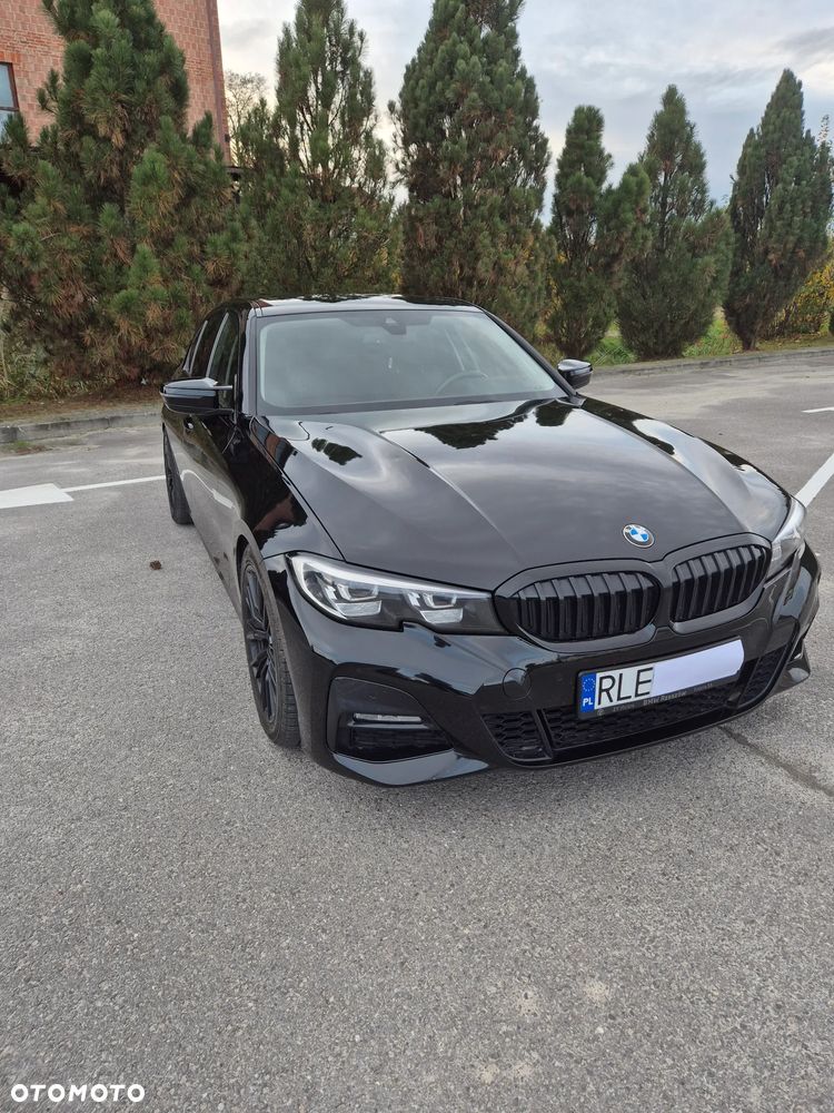 BMW Seria 3 318d M Sport - 10