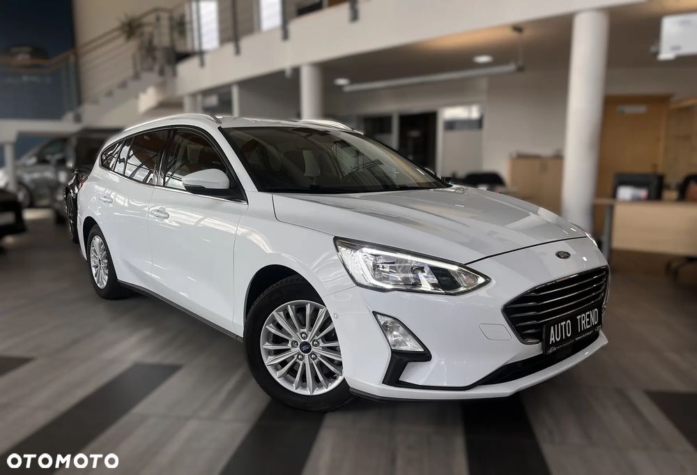 Ford Focus 1.0 EcoBoost Start-Stopp-System TITANIUM DESIGN - 2