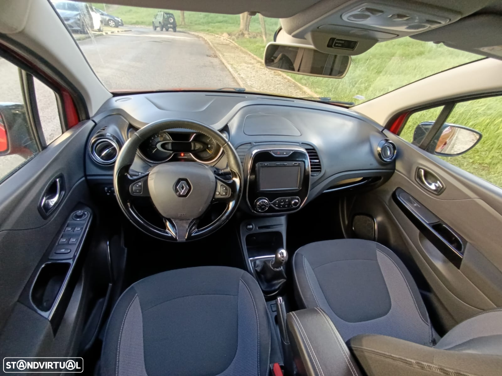 Renault Captur 0.9 TCE Exclusive - 10