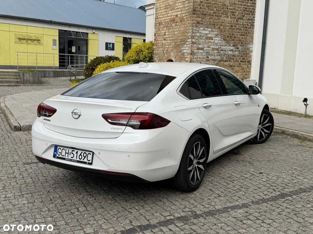 Opel Insignia ver-1-5-di-turbo - 8