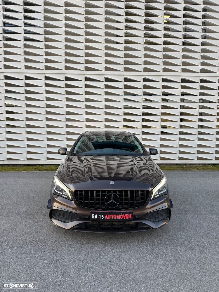 Mercedes-Benz CLA 180 d Shooting Brake AMG Line - 2