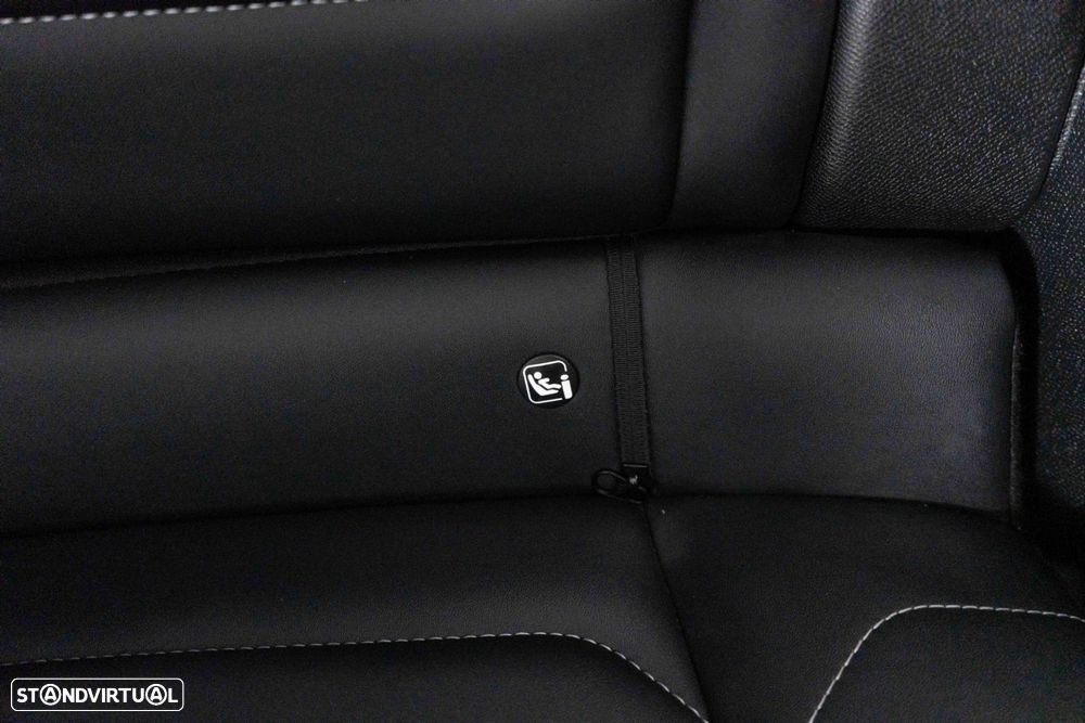 Citroën C4 X 1.2 PureTech Shine EAT8 - 10