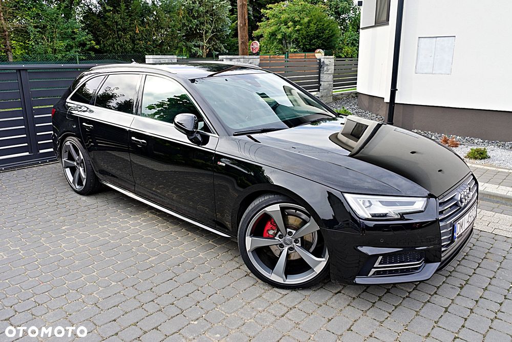 Audi A4 Avant 40 TDI Quattro Sport S tronic - 4
