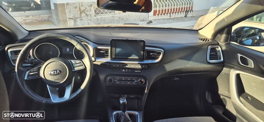 Kia Ceed 1.0 T-GDi GT Line - 9