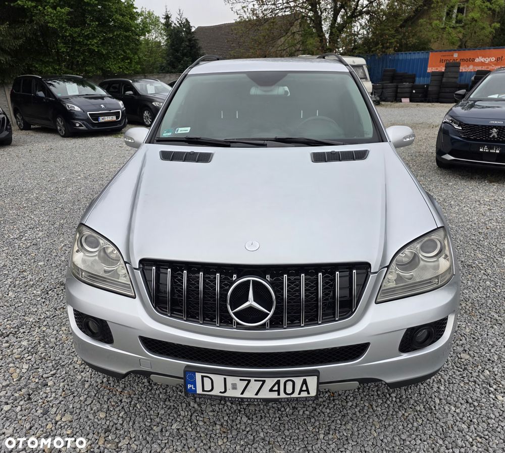 Mercedes-Benz ML - 9