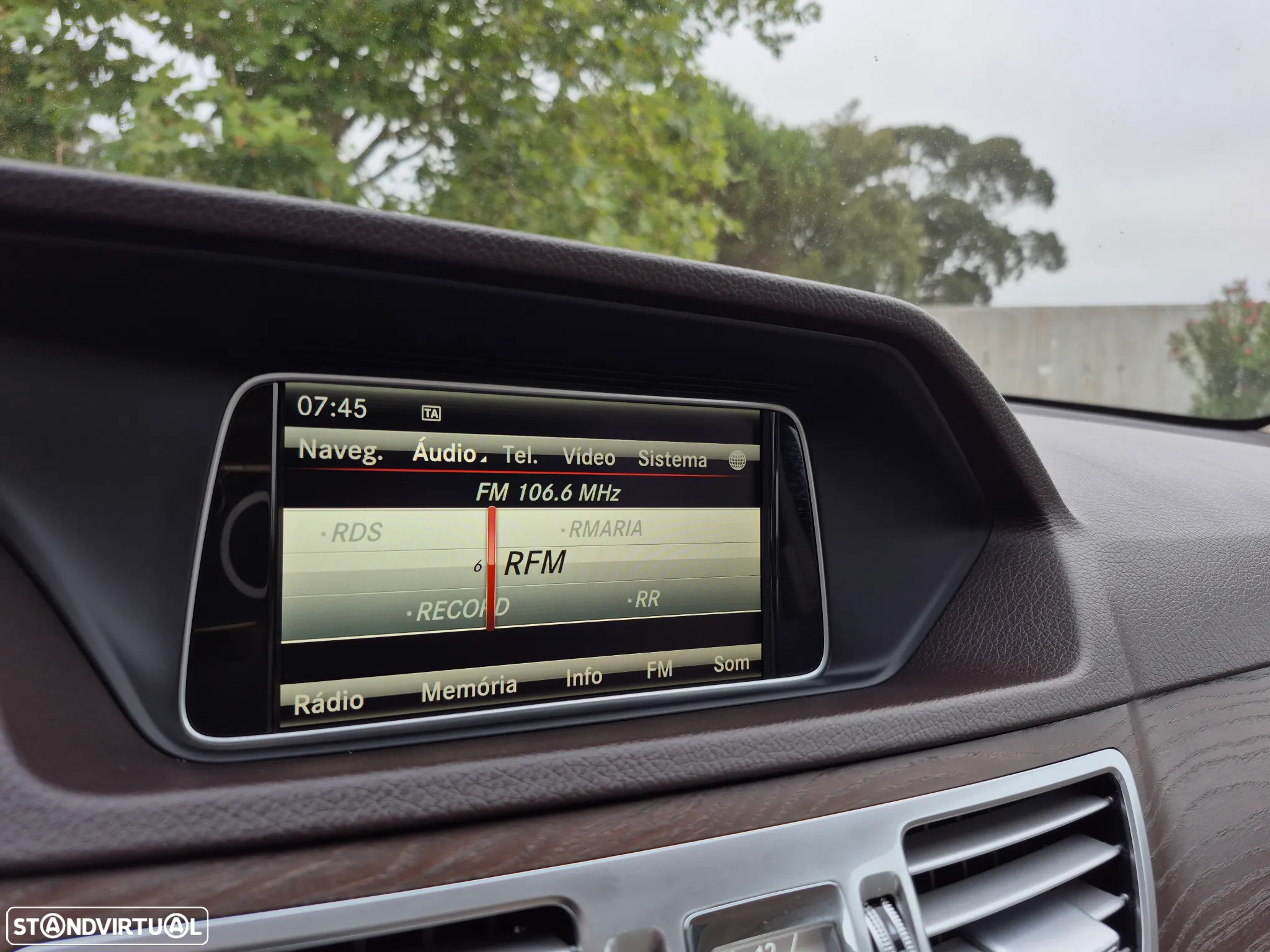 Mercedes-Benz E 350 Elegance BE - 26