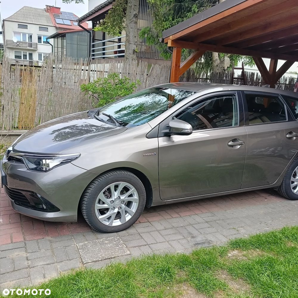 Toyota Auris 1.8 HSD Luna - 5