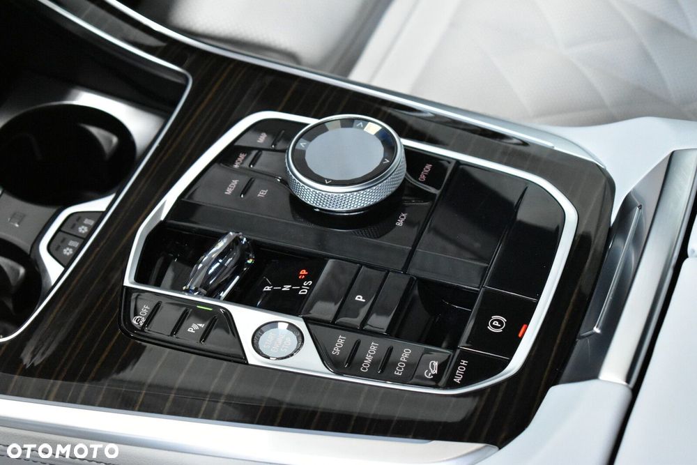 BMW X5 xDrive40d mHEV sport - 27