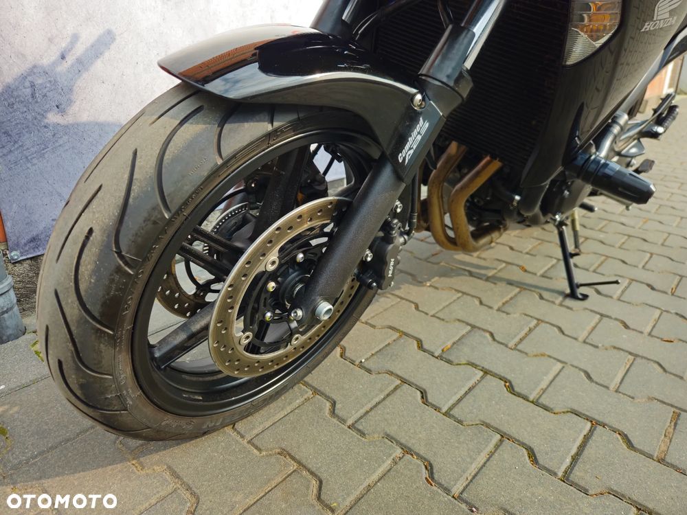 Honda CBF - 11