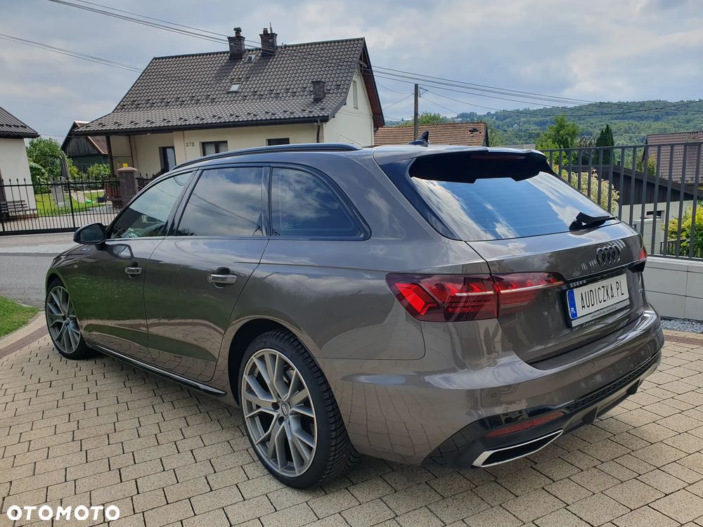 Audi A4 Avant 40 TDI quattro S tronic S line - 4