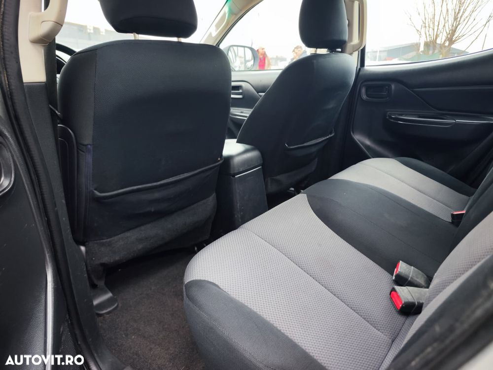 Mitsubishi L200 Double Cab 2.2 DI-D M/T Instyle - 14