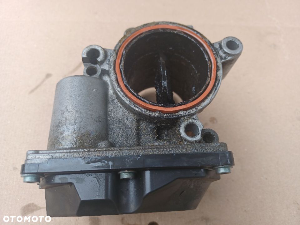 PRZEPUSTNICA VW AUDI 2.0 TDI 03L128063E V100 - 2