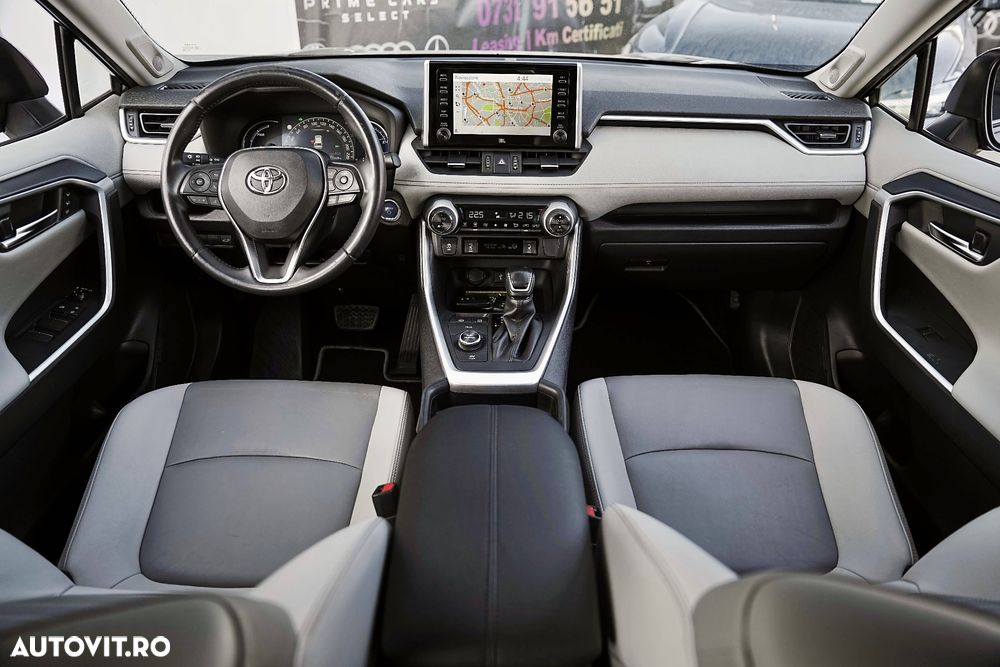 Toyota RAV4 2.5 4x4 Style Selection - 2