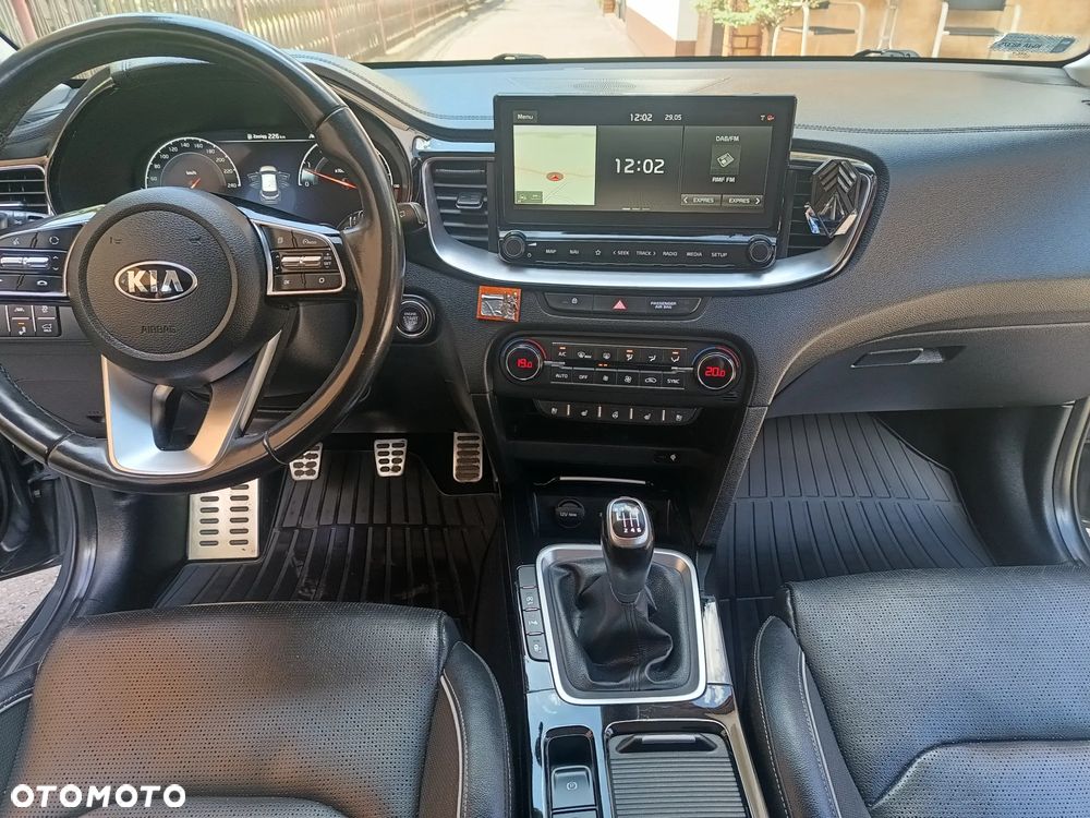 Kia XCeed 1.6 T-GDI L Business Line - 12