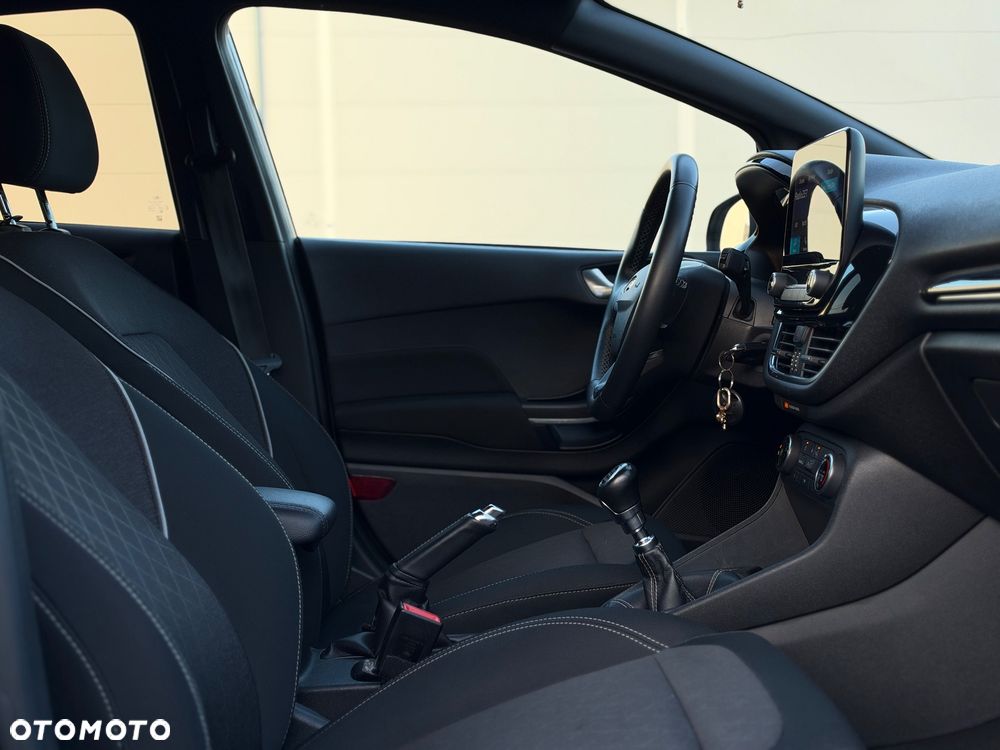 Ford Fiesta - 26