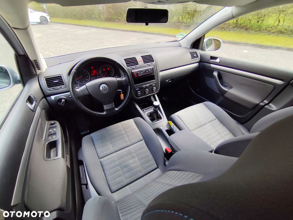 Volkswagen Golf 1.4 Edition - 28