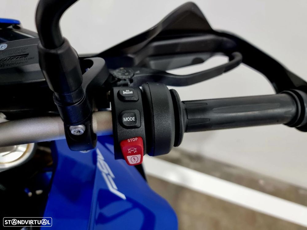 BMW F 900 XR 900XR - 11