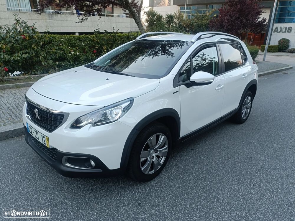 Peugeot 2008 1.2 PureTech Signature - 1