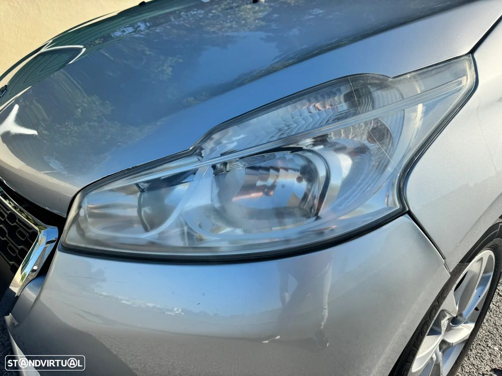 Peugeot 208 1.4 HDi Active - 6