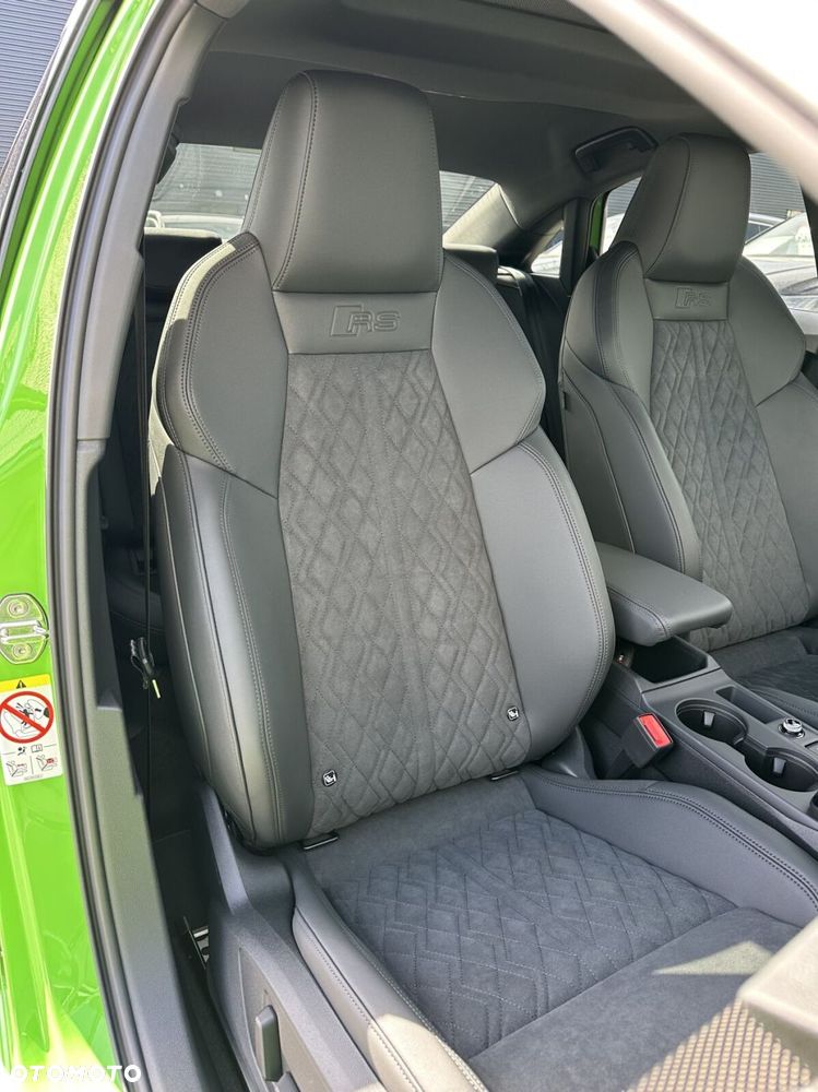 Audi RS3 Limousine - 24