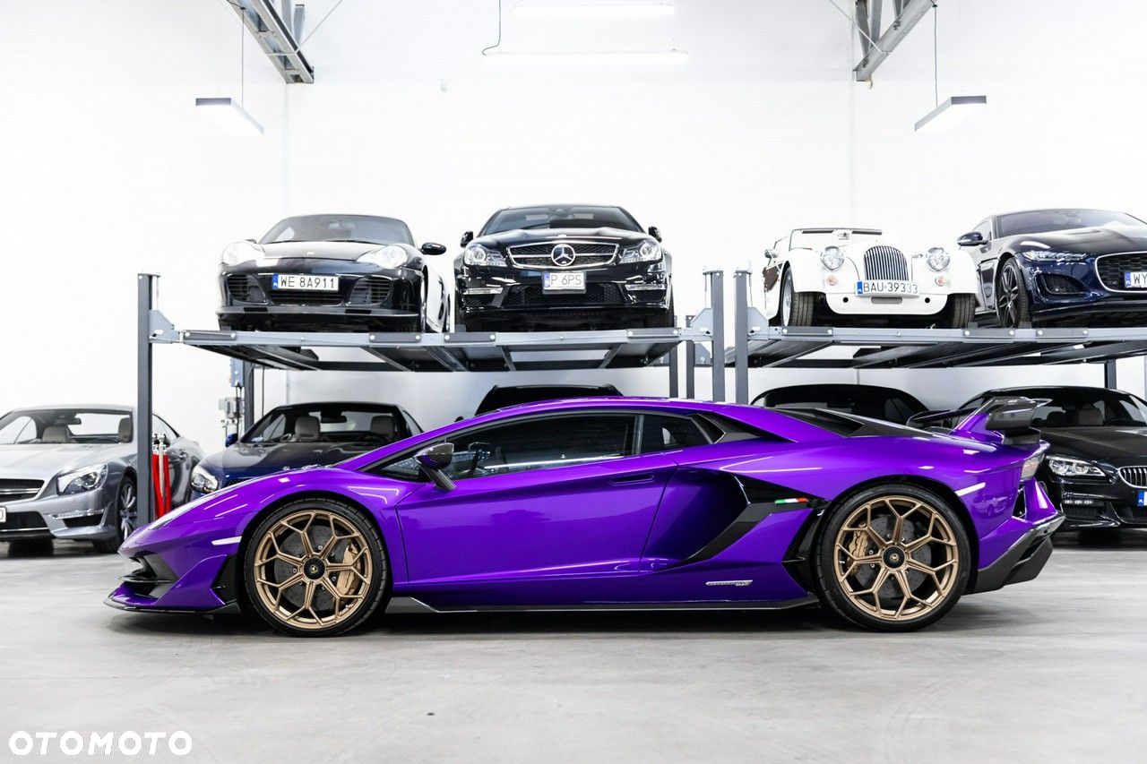 Lamborghini Aventador - 9