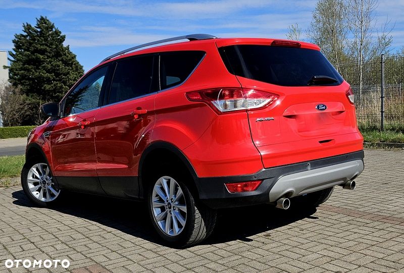 Ford Kuga 2.0 TDCi 2x4 Titanium - 13