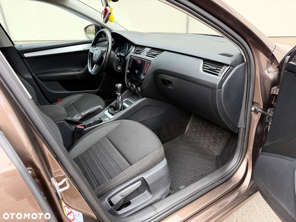 Skoda Octavia 1.6 TDI Business - 6