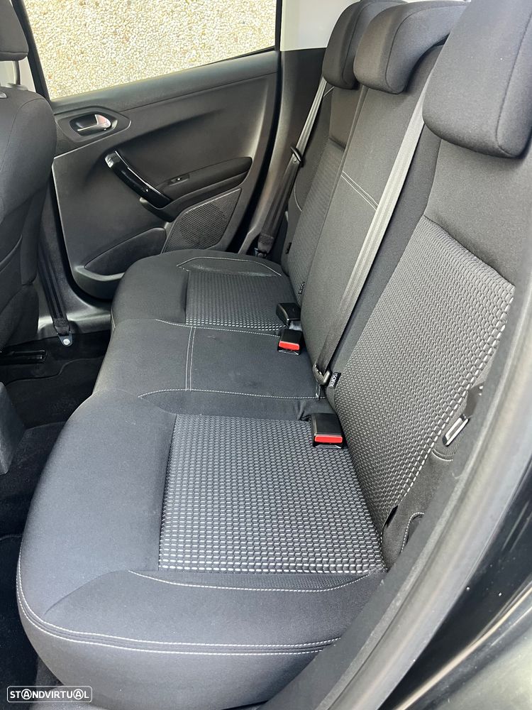 Peugeot 208 1.2 PureTech Allure - 9