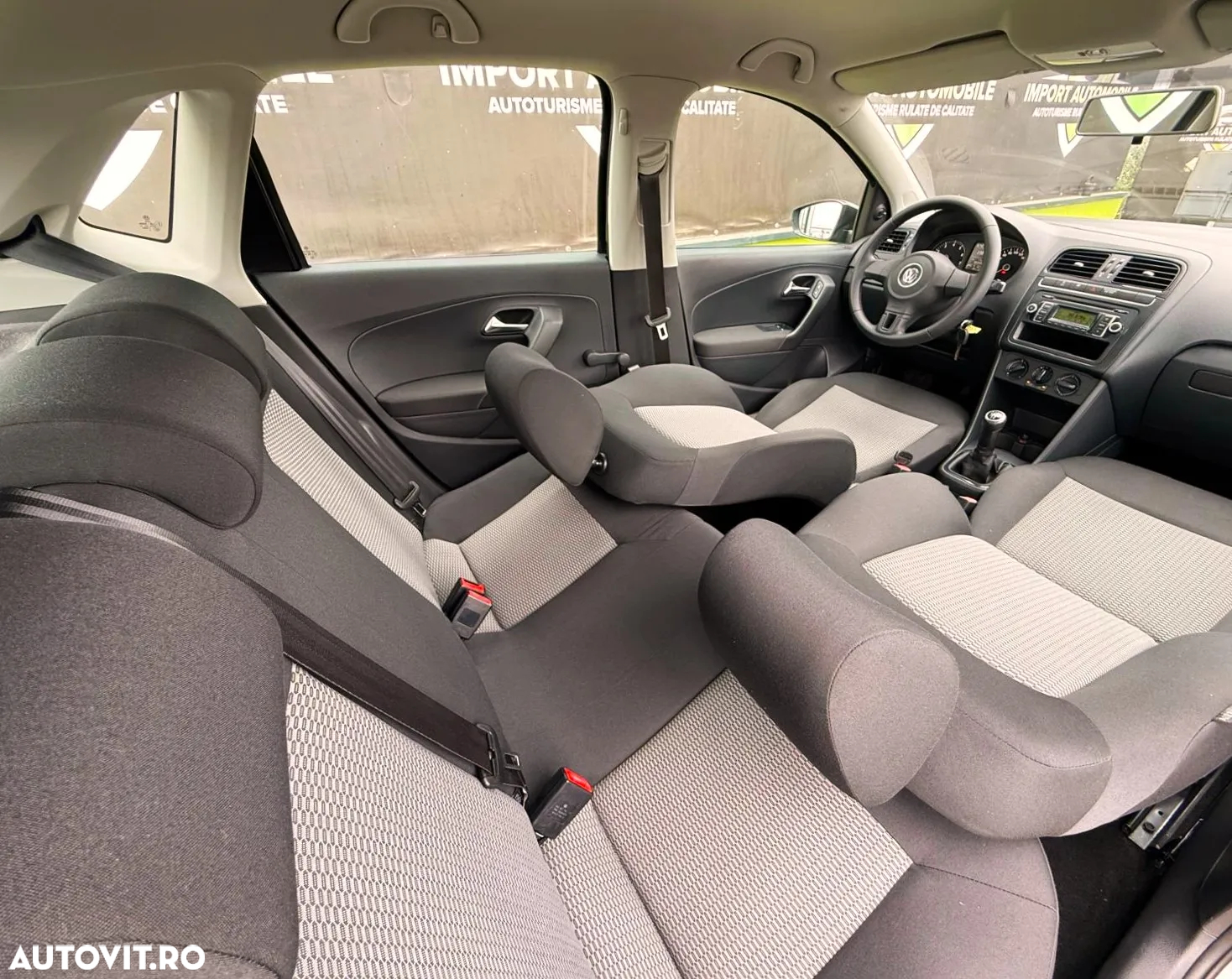 Volkswagen Polo - 25