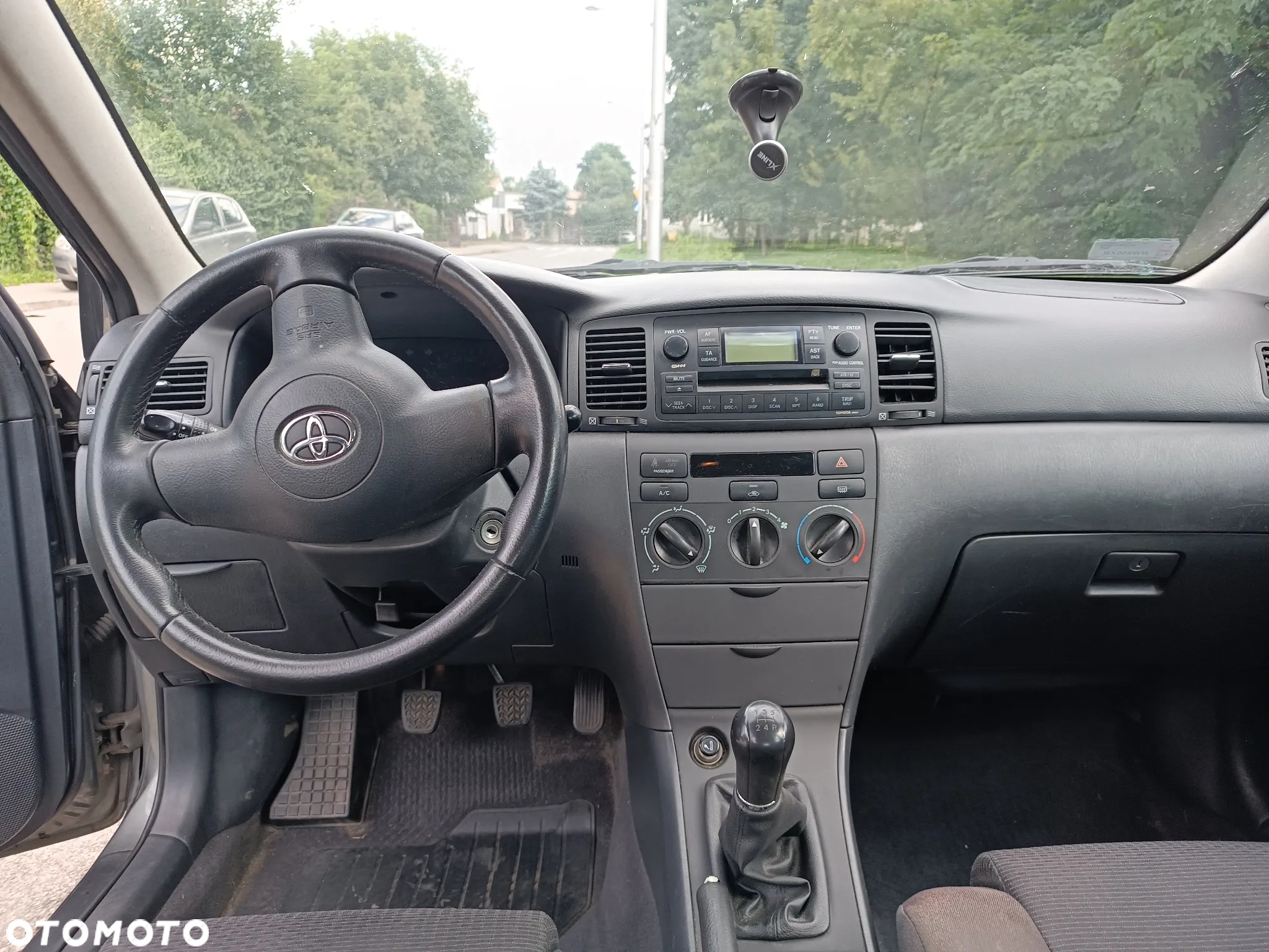 Toyota Corolla - 6