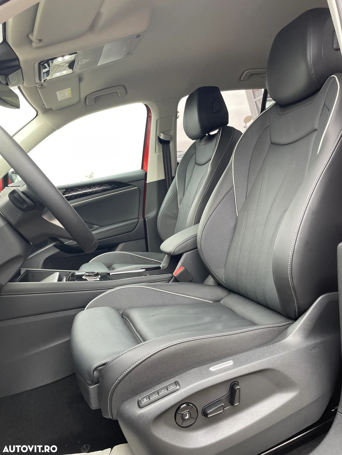 Volkswagen Tiguan 2.0 TDI DSG 4Motion Elegance - 9
