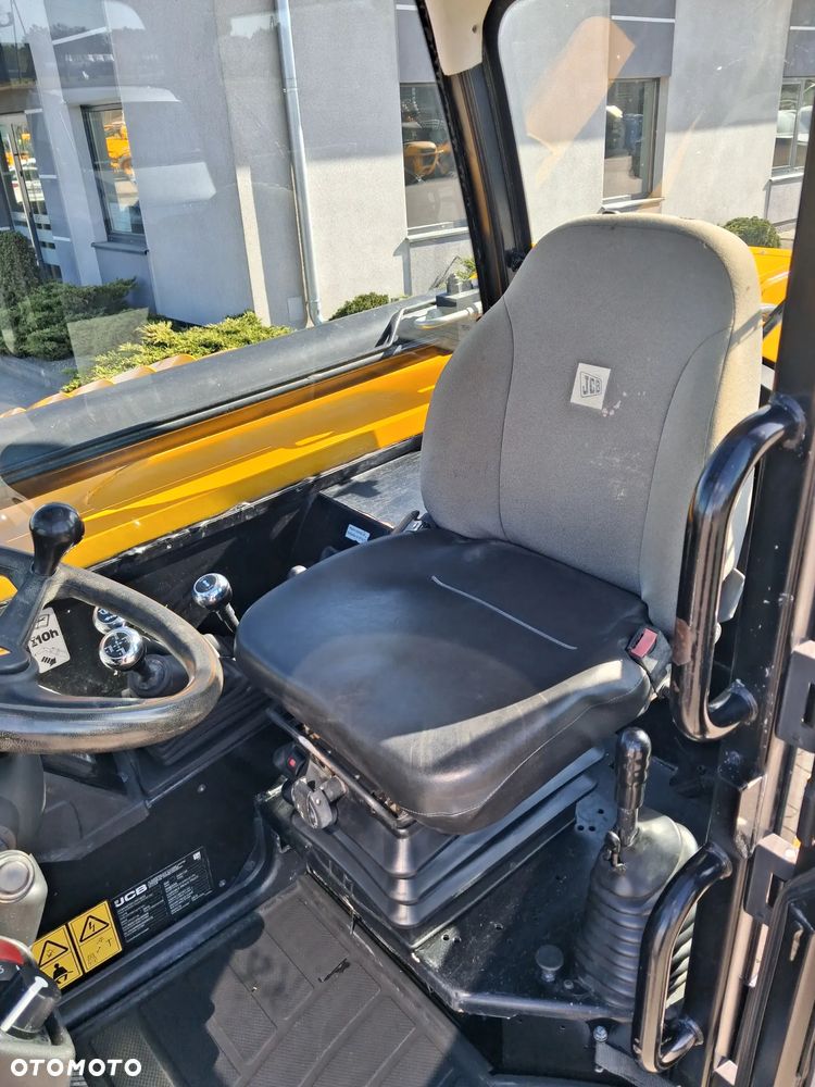 JCB 540 - 140 Hi Viz - 9