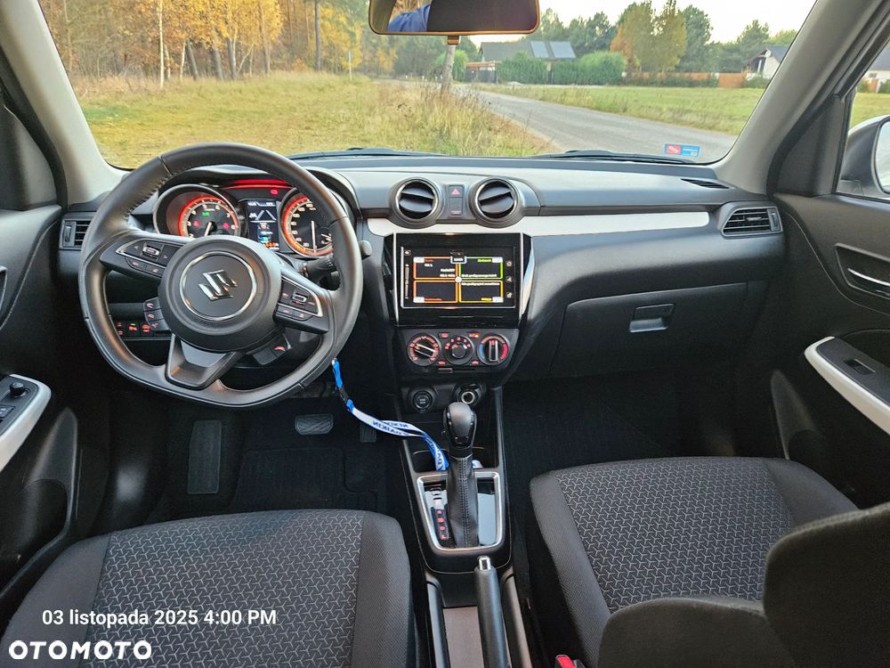 Suzuki Swift 1.2 Dualjet SHVS Premium Plus CVT - 13