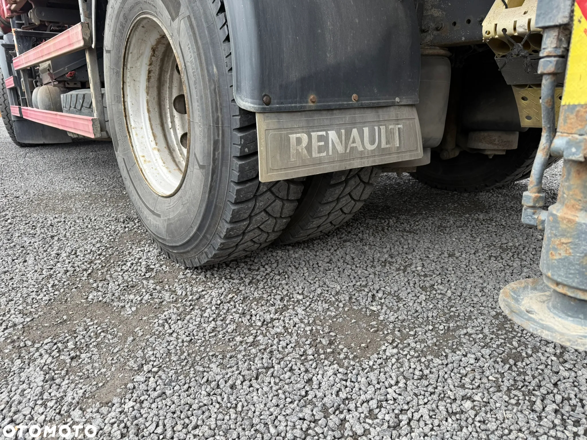Renault Premium P370.19 - 11