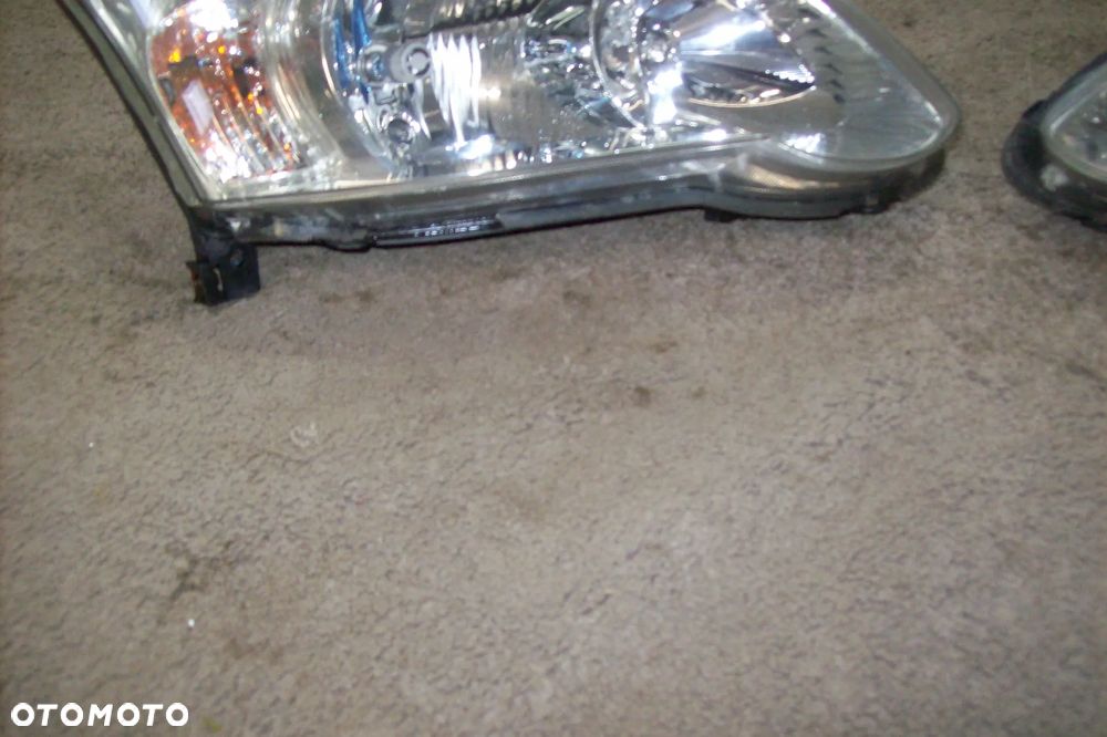 LAMPA PRZEDNIA PRAWA TOYOTA COROLLA E-12 LIFT - 5