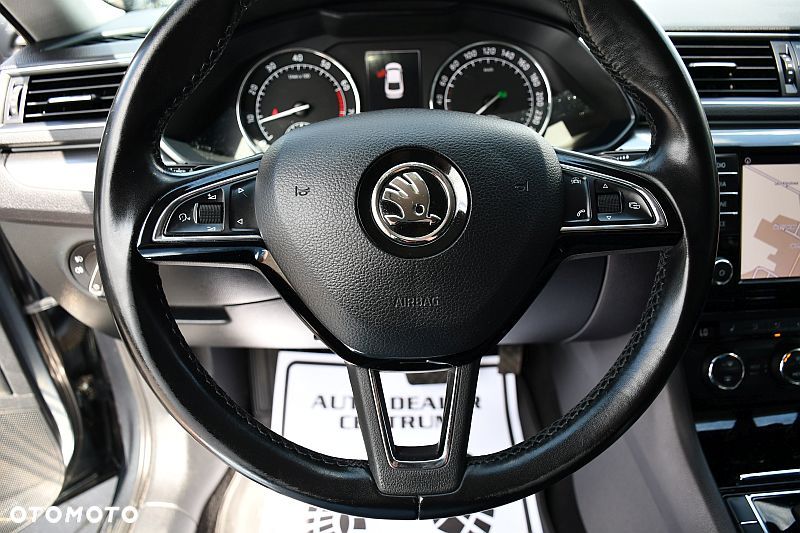Skoda Superb 1.8 TSI DSG Style - 12