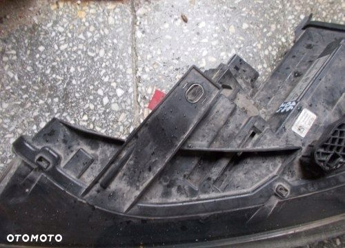 AUDI Q3 I BI-XENON LEWY PRZOD LED 8U0941003H - 3