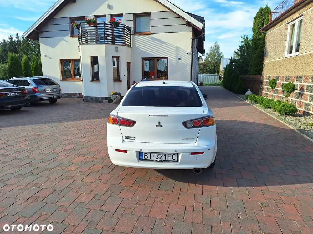 Mitsubishi Lancer 1.6 Inform - 6
