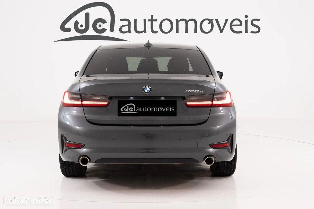 BMW 320 e Corporate Edition Auto - 8