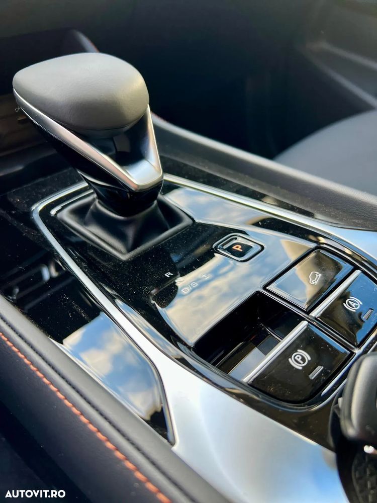 MG HS 1.5 T-GDi 7DCT Exclusive - 3