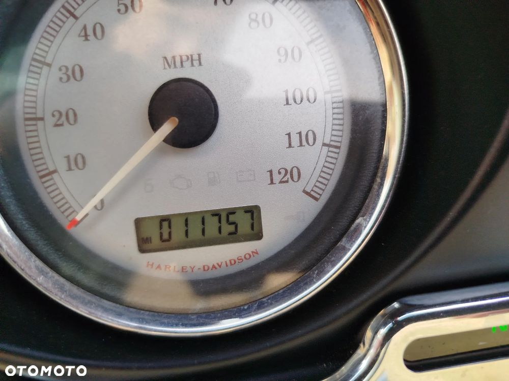 Harley-Davidson Touring Street Glide - 14