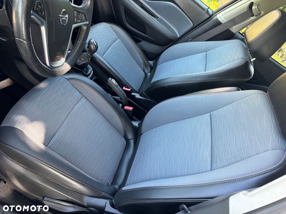Opel Mokka 1.4 T Cosmo S&S - 21