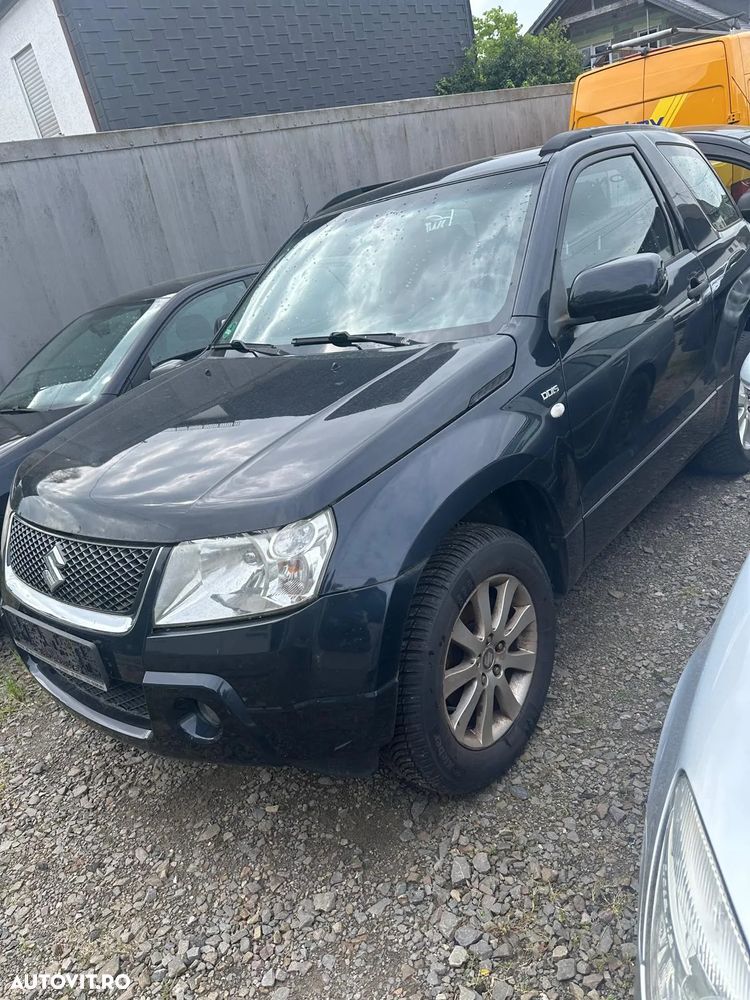 Suzuki Grand Vitara - 2