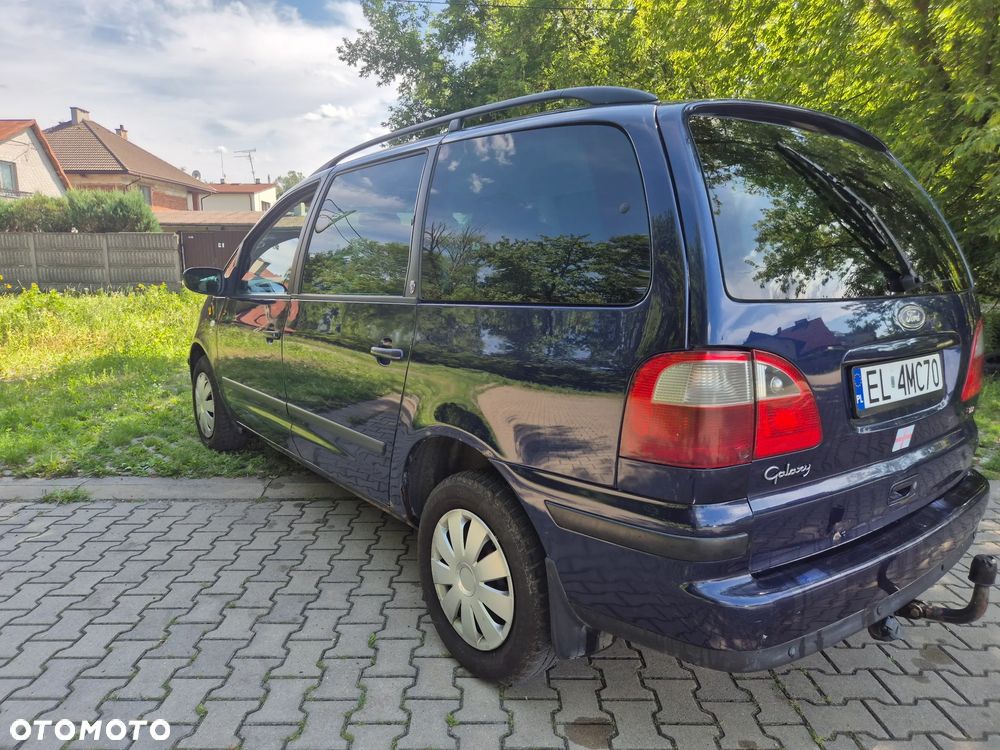 Ford Galaxy 1.9 TDI Ghia - 4