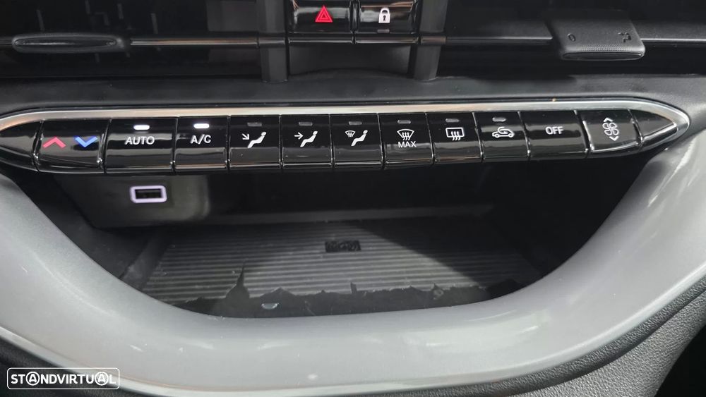 Fiat 500e 42kWh ICON — fotografia 23