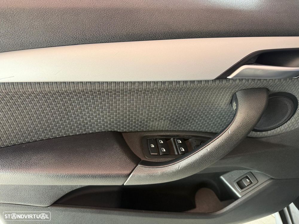 BMW X1 16 d sDrive Advantage Auto - 11