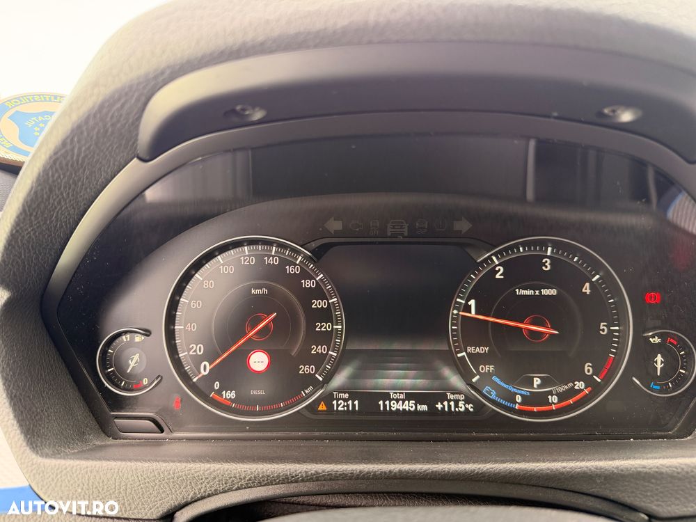 BMW Seria 3 320d xDrive Aut. Edition M Sport Shadow - 11