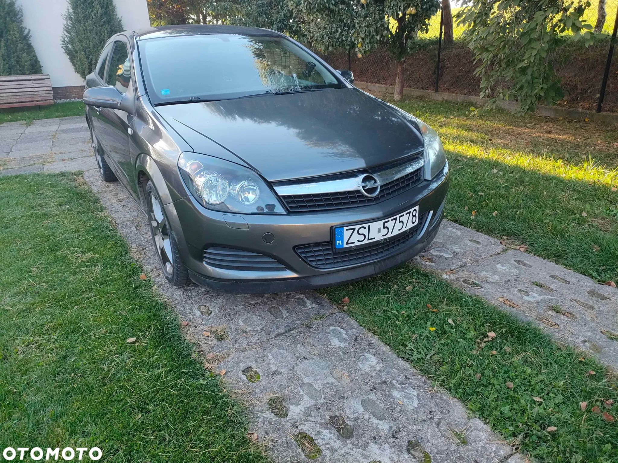 Opel Astra GTC 1.4 - 1
