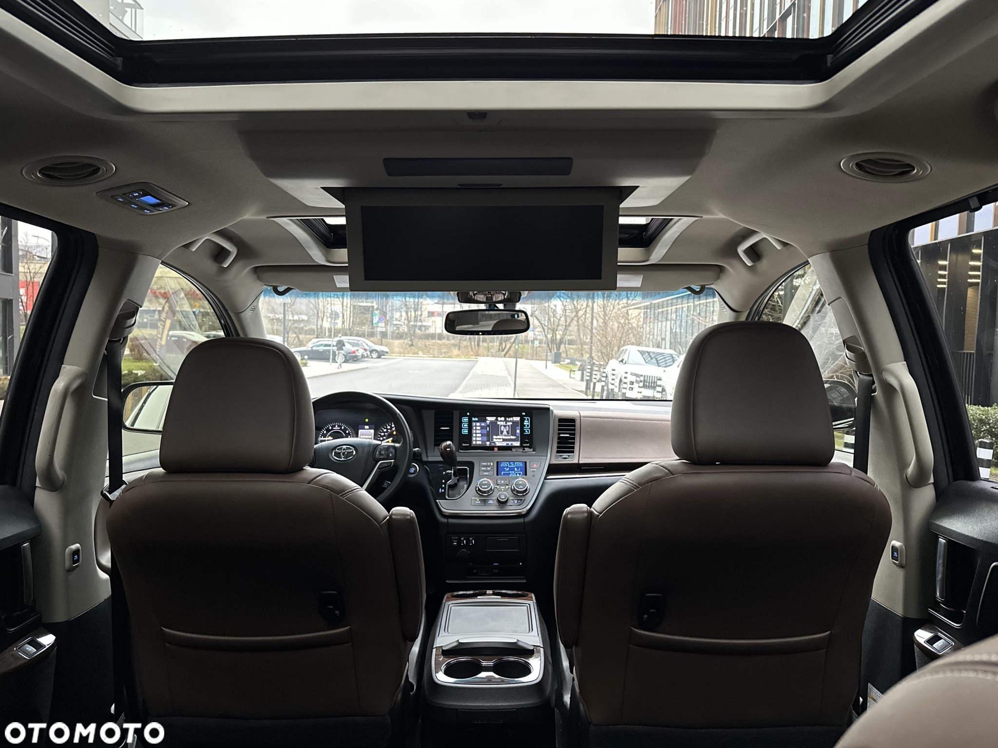 Toyota Sienna 3.5 V6 - 15