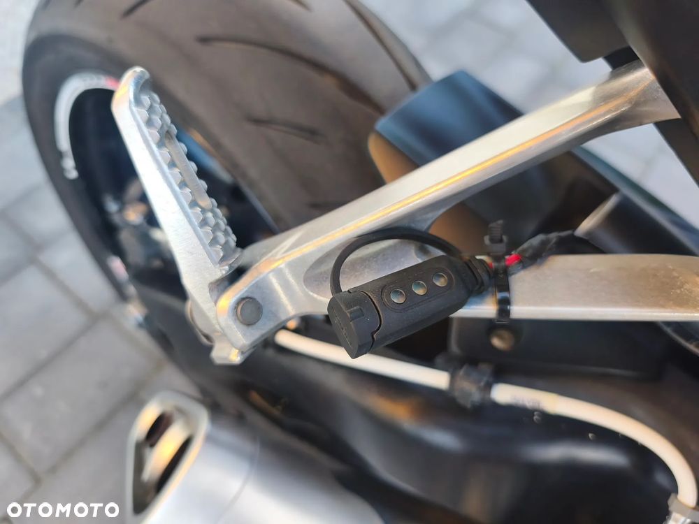 Honda CBR - 25
